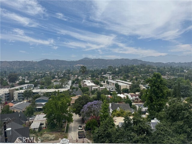 Building Photo - 1537 Wildwood Dr