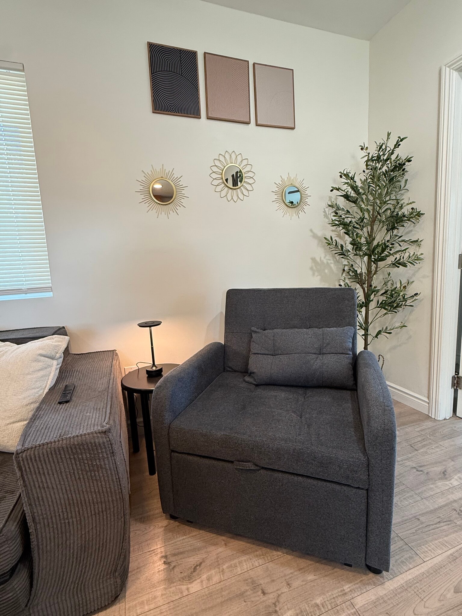 Building Photo - 7115 Somerset Blvd