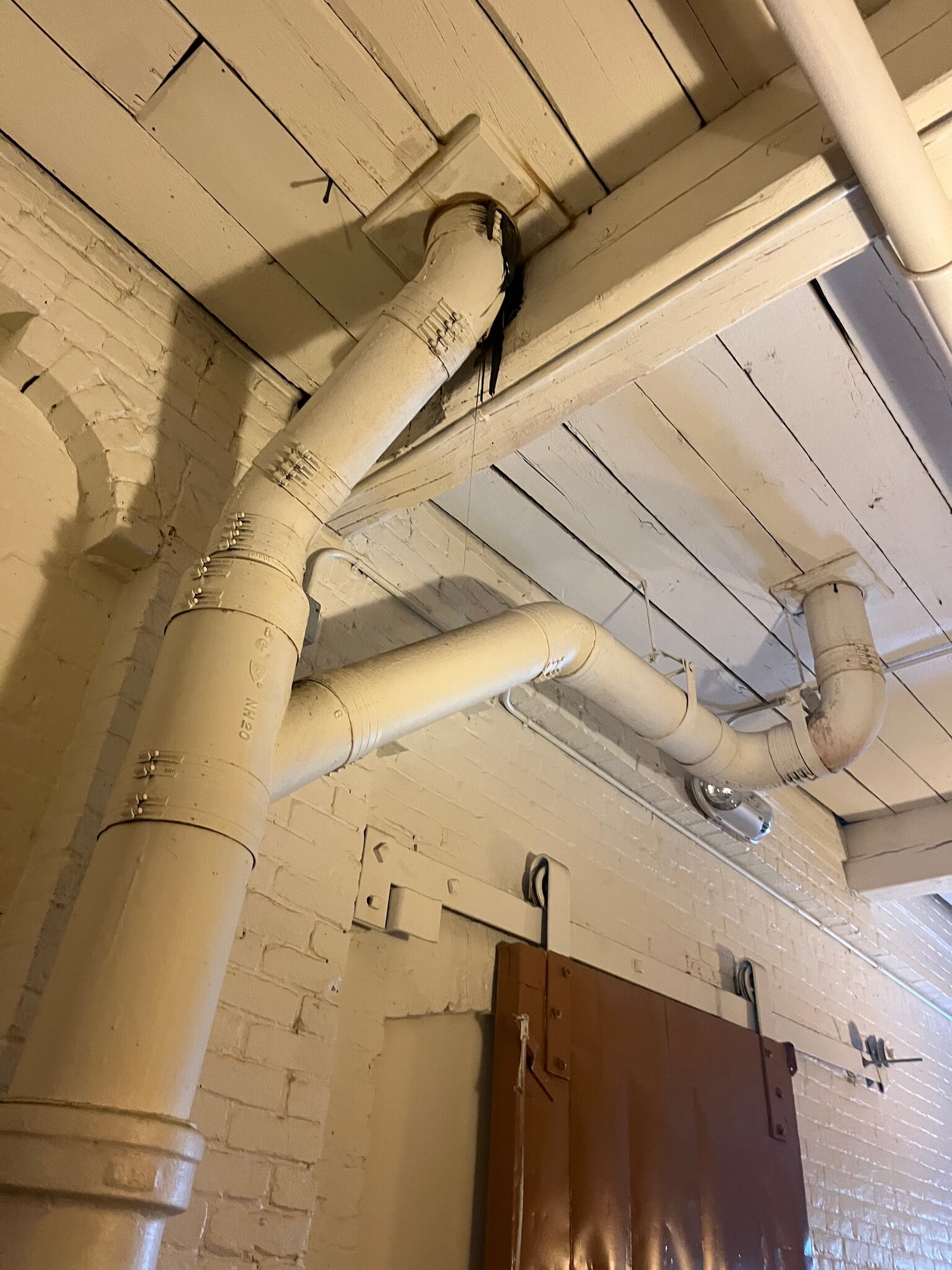 Building Photo - 387 3rd Ave