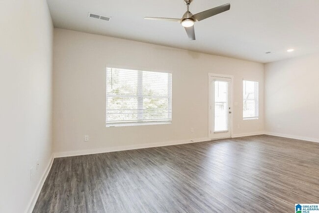 Building Photo - 5505 Cathwick Trce