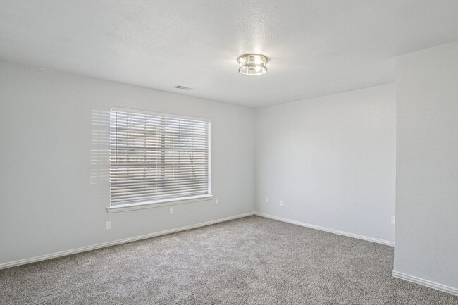 Building Photo - 4021 Preferred Pl