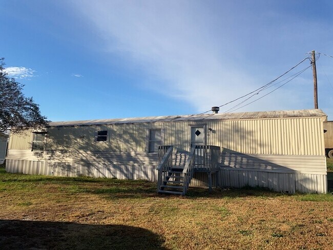 Building Photo - Mobile Home off of Augusta Rd