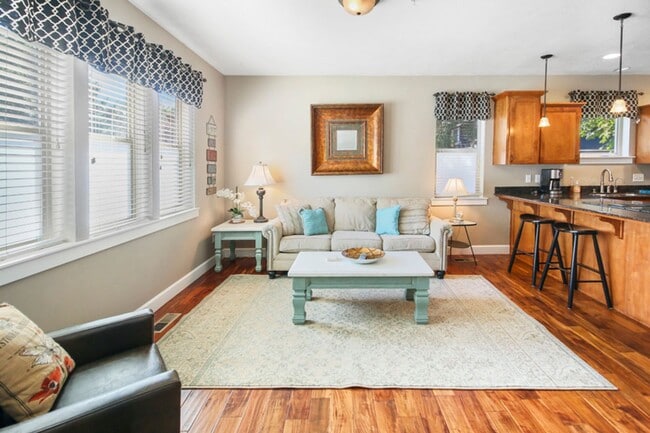 Building Photo - Parker Townhome: Luxurious Furnished Townhome, Attached 2 Car Garage, $300 Utility Fee