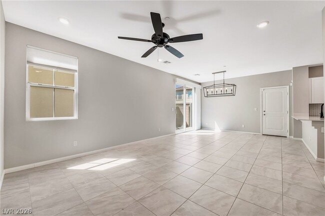 Building Photo - 2475 Piacenza Pl