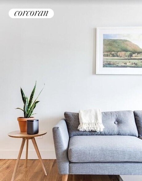 Building Photo - 595 Baltic St