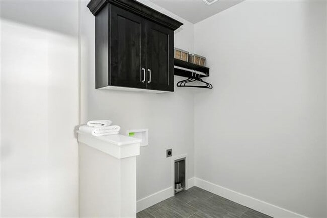 Building Photo - Beautiful condo in Star!!!