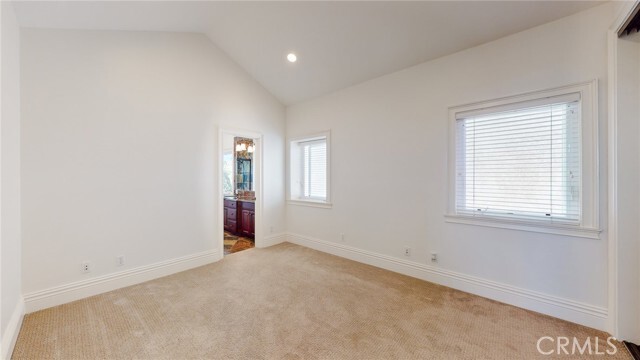 Building Photo - 1102 Slauson Ln