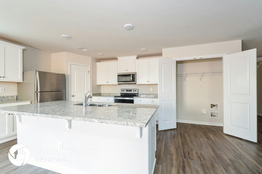 Building Photo - 444 Brisk Dr