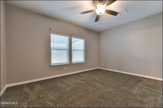 Building Photo - 917 Odle Pl
