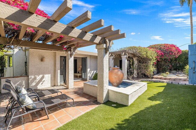 Building Photo - 46310 Shadow Mountain Dr
