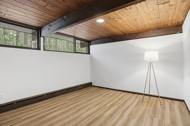 Building Photo - 234 Tophet Rd