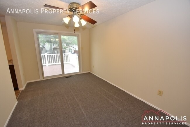 Building Photo - 1604 Revell Downs Dr