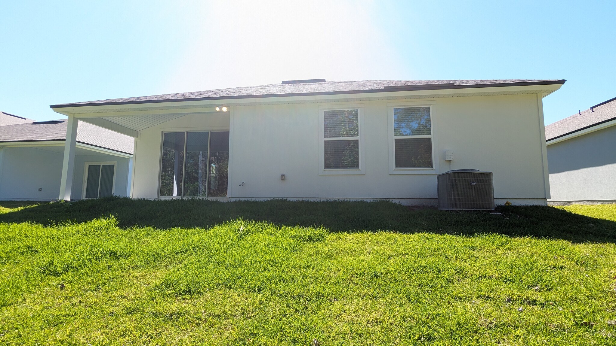 Building Photo - 106 Zancara St