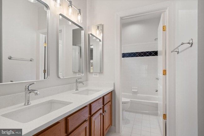 Building Photo - 9185 Topaz St