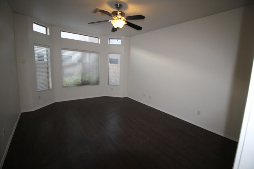 Master Bedroom - 440 S Val Vista Dr.