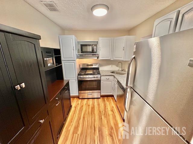 Building Photo - 211 Sunshine Ct