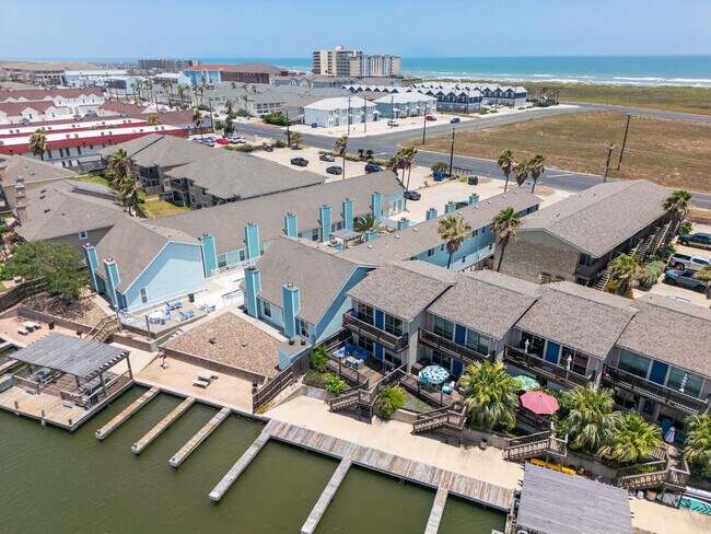 Building Photo - 15209 Leeward Dr