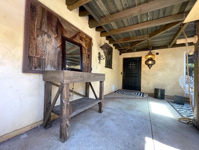 Building Photo - Custom 3-Bed, 2.5 -Bath Retreat with Luxury Features in Reseda