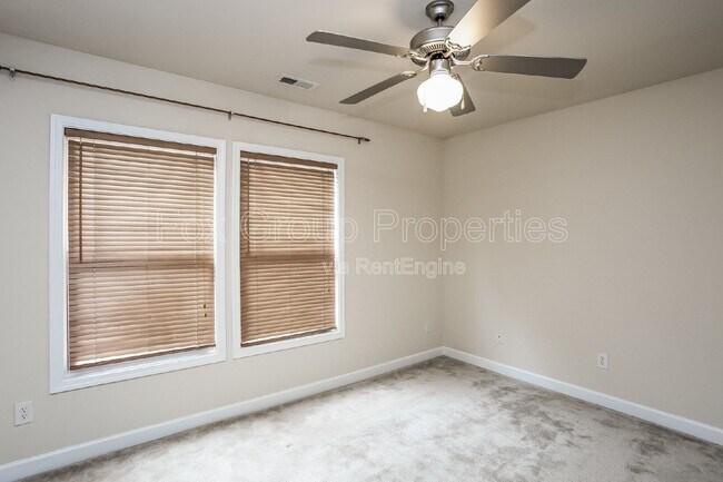 Building Photo - 12749 Windyedge Rd