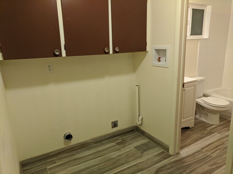 Building Photo - 3186 S 4000 W