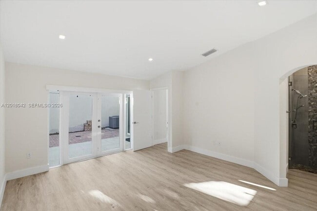 Building Photo - 1135 Oysterwood St