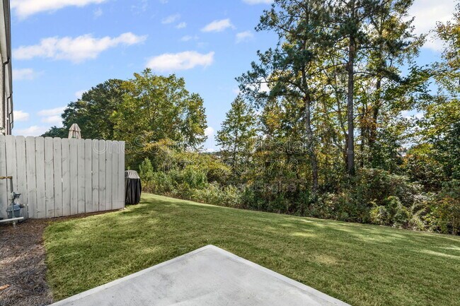 Building Photo - 1635 Villageside Ct