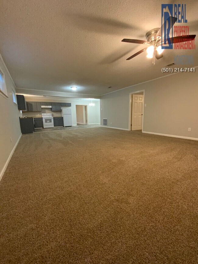 Building Photo - 4820 W 29th-