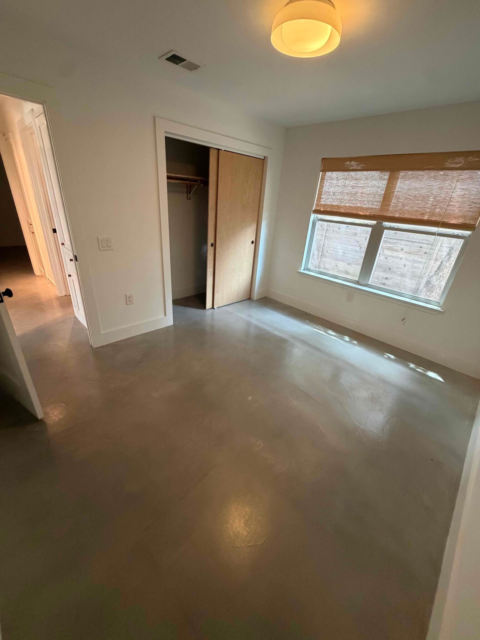 Building Photo - 400 Delmar Ave