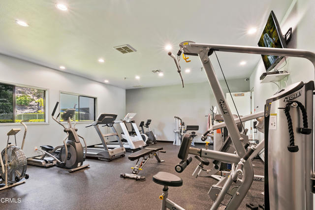 Building Photo - 6296 Irena Ave