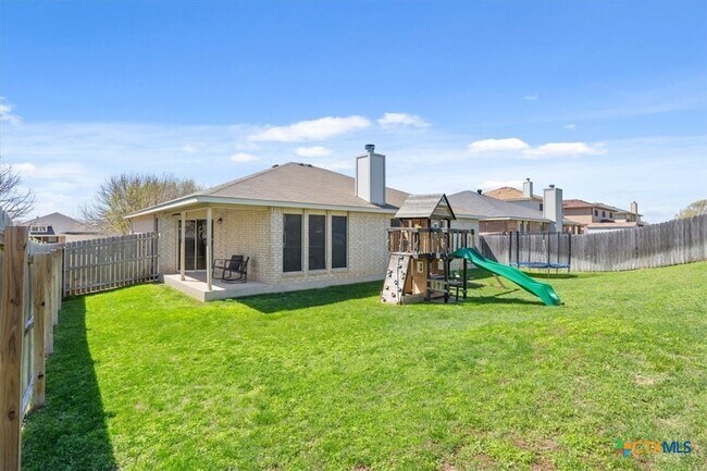 Building Photo - 709 Bighorn Dr