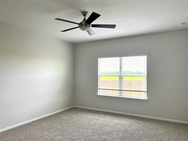 Building Photo - 15013 Jolynn St
