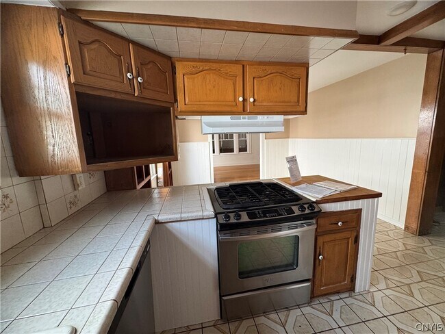 Building Photo - 223 Wilmore Pl