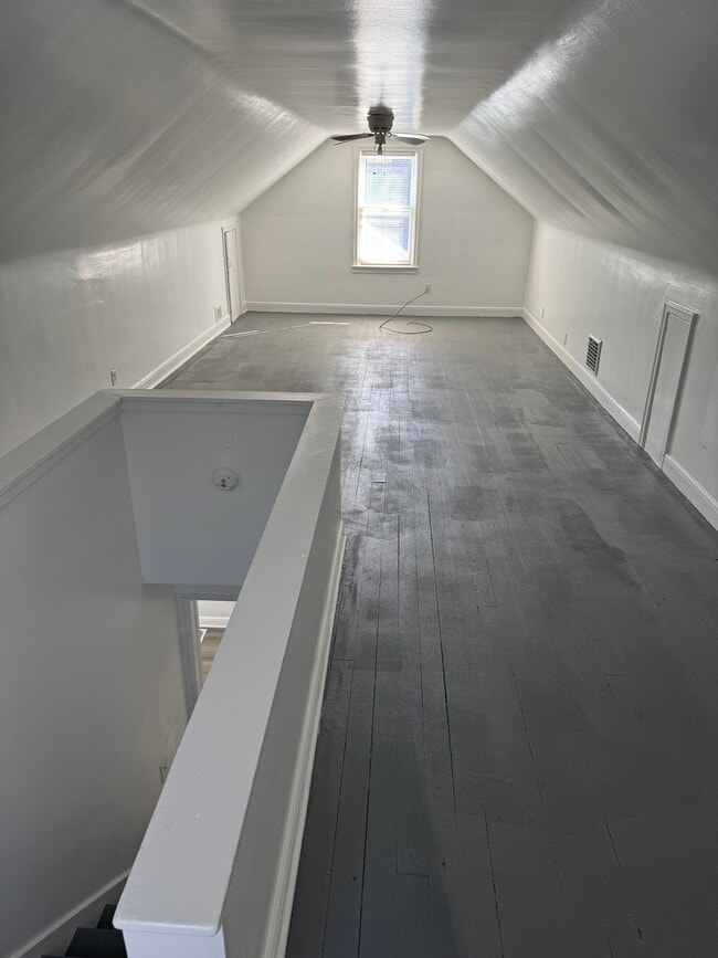 Building Photo - 1596 S Champion Ave