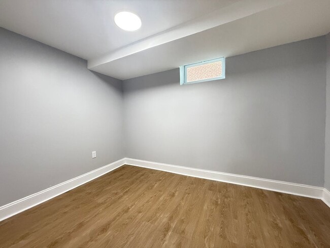 Building Photo - Four-Bedroom Home in Baltimore