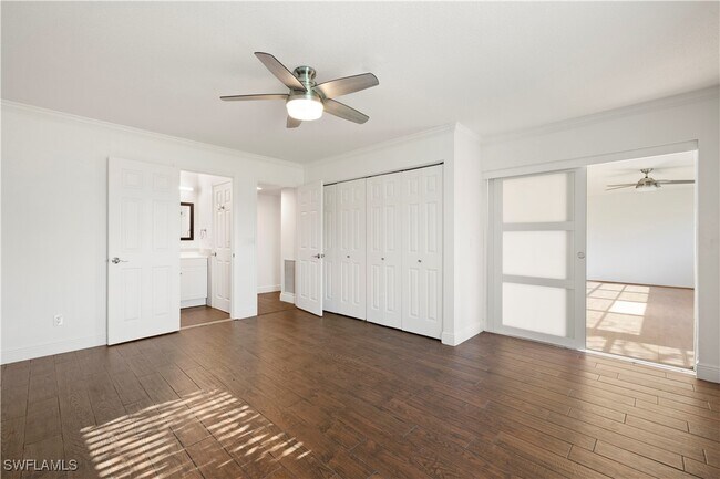 Building Photo - 3139 Boca Ciega Dr