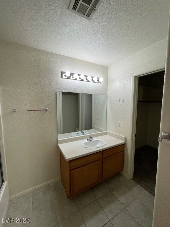 Building Photo - 709 Orchid Tree Ln