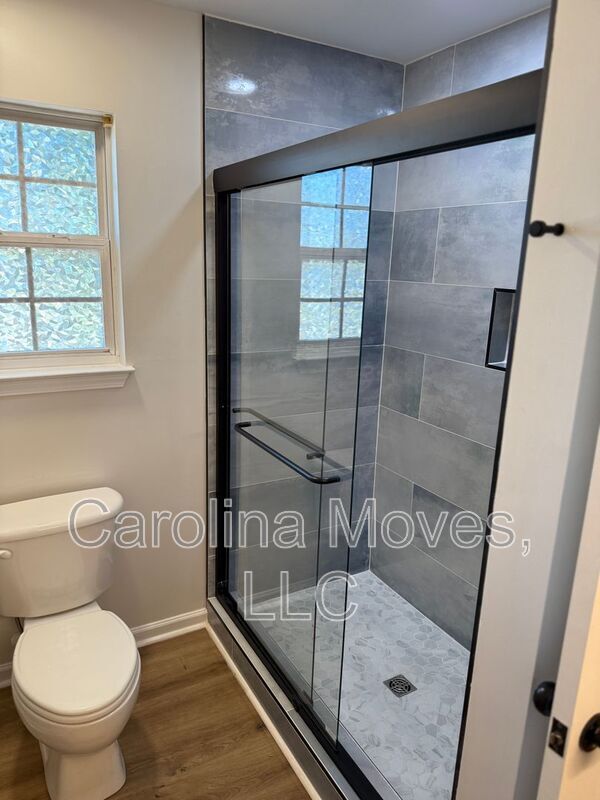 Building Photo - 230 Spring Crossing Cir