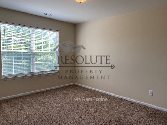 Building Photo - 234 Stobhill Ln