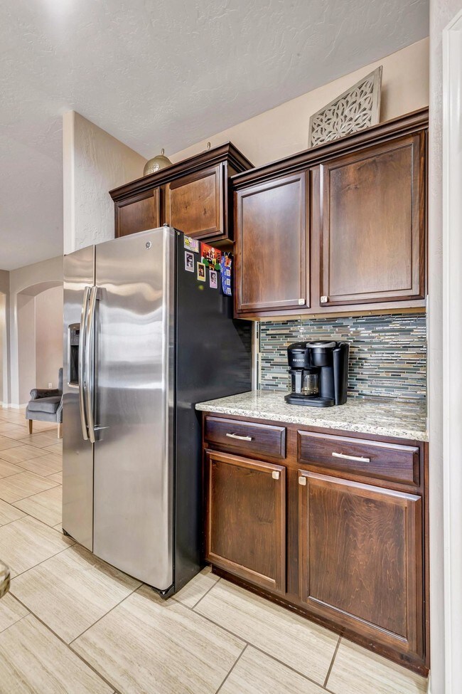 Building Photo - 14713 Rockbridge