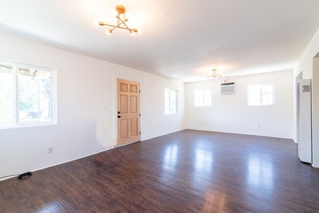 Building Photo - Coolidge Apartments