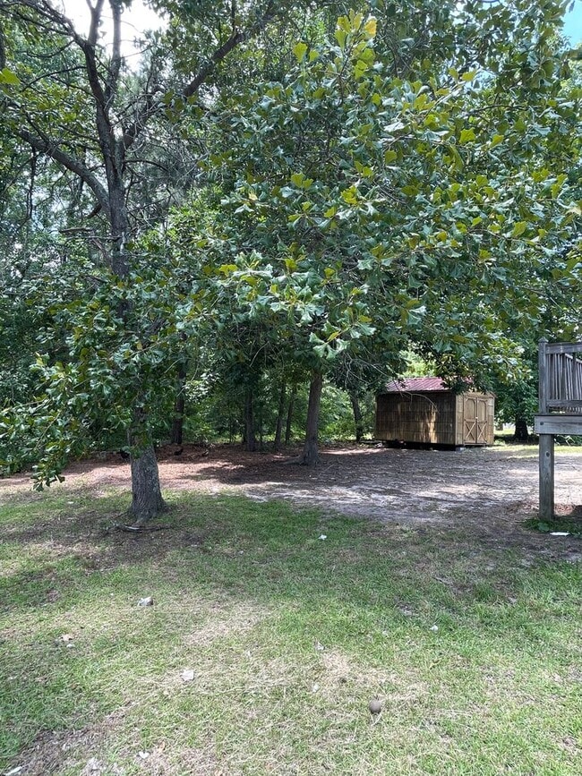 Building Photo - 430 Valley Forge Way S