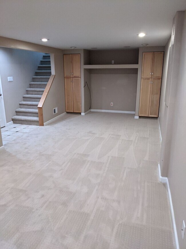 Building Photo - Stunning Ranch Home - Amazing Location - Backs up to Cherry Creek Trail
