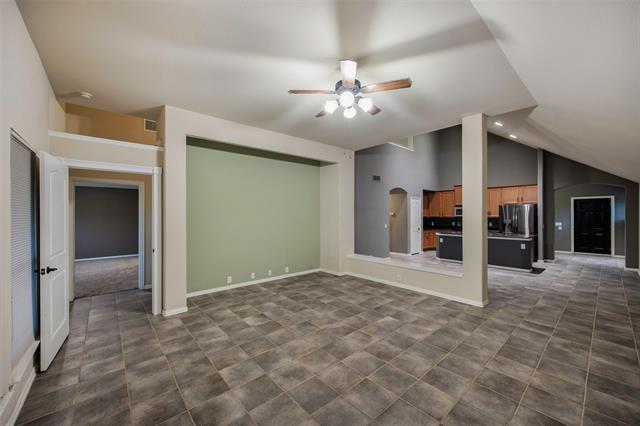 Building Photo - 717 Chelsea Dr