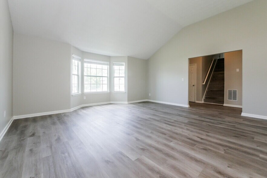 Building Photo - 1405 Pebble Beach Ln
