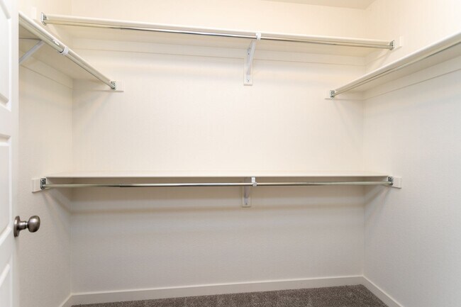 Building Photo - Move-In Ready Home in Desirable Banning Lewis Ranch!!