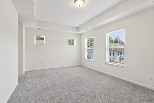 Building Photo - Quarterpath at Williamsburg – Two Primary Suites