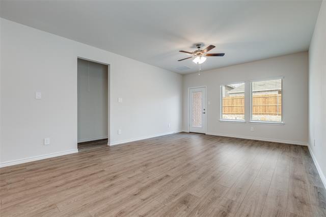 Building Photo - 1316 Rusted Rail Dr