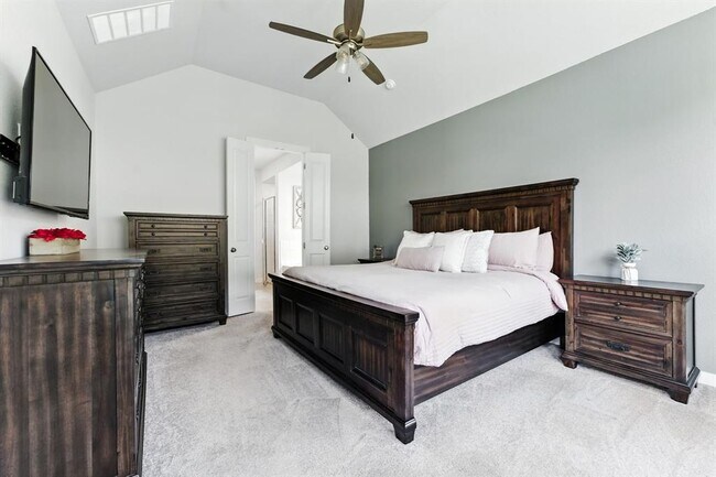 Building Photo - 8100 Copper Prairie Bend