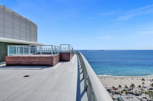 Building Photo - 701 N Fort Lauderdale Beach Blvd