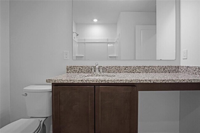 Building Photo - 2906 Lavanda Dr